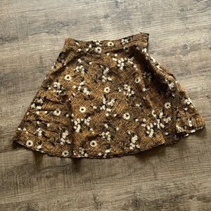 100% polyester skirt.